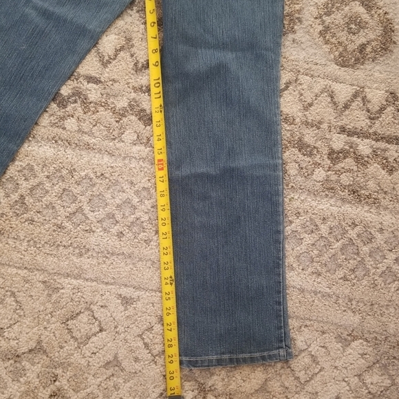 Gloria Vanderbilt Amanda Mom Jeans High Waist Sz 1 - Picture 3 of 8